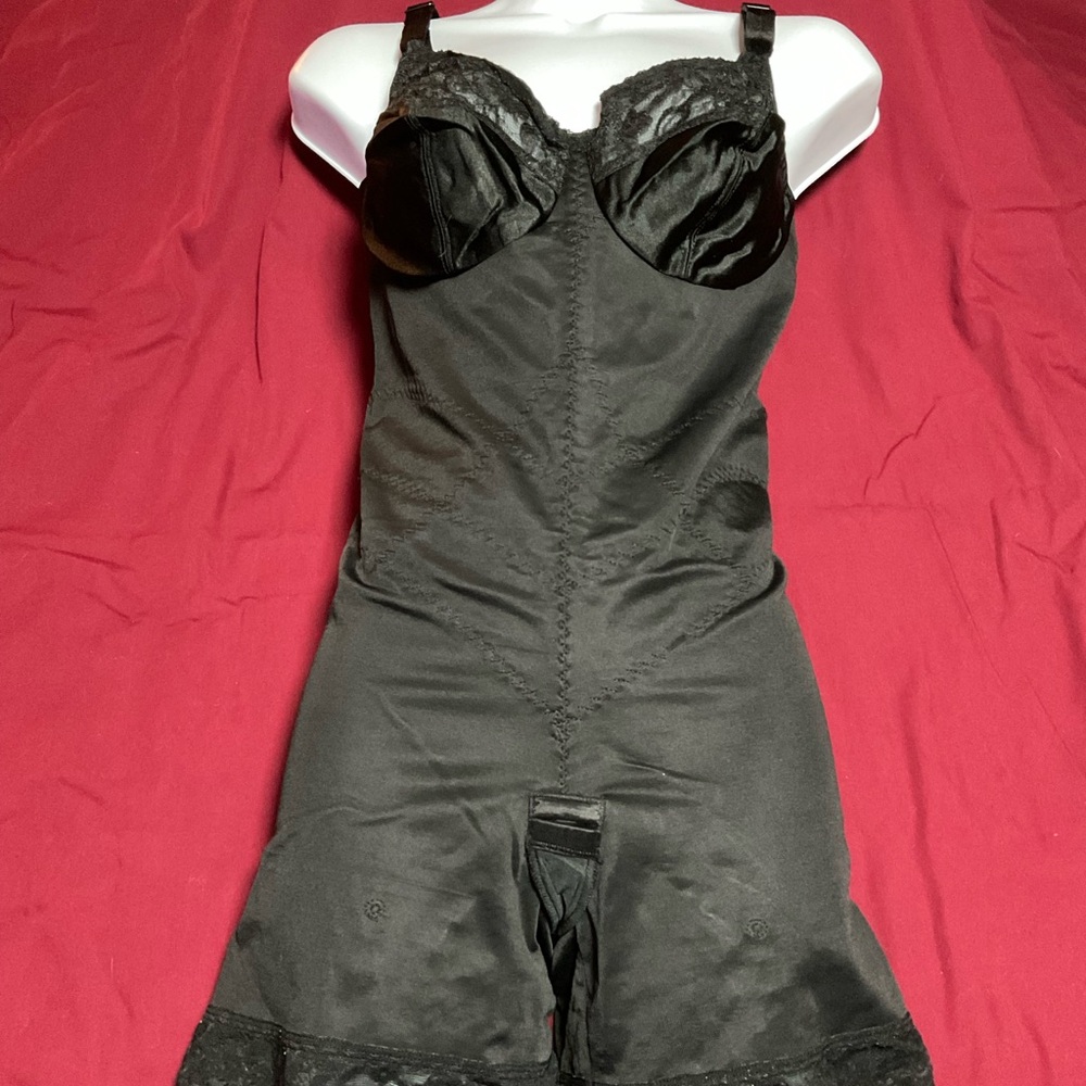 Adonna black shaper bodysuit size 38C Style 129-0683